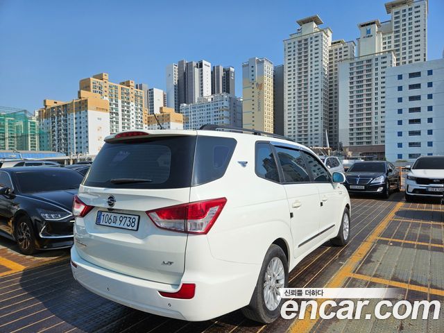 Ssangyong KORANDO 4WD LT 11-seater — пробег 176 603 км — фото 4 из 5