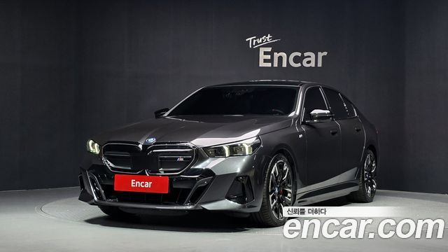 BMW i5 M60 xDrive — пробег 32 167 км — фото 1 из 5
