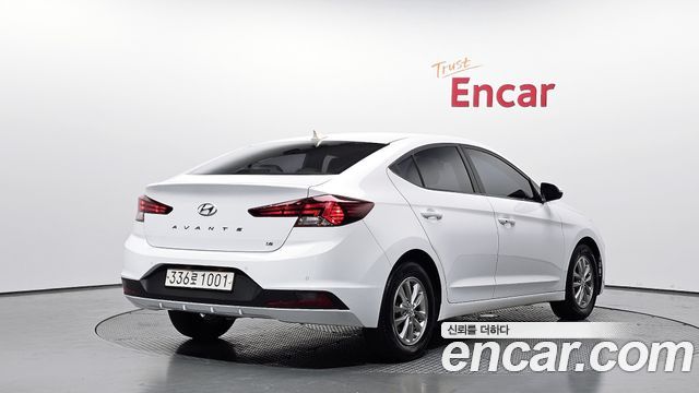 Hyundai AVANTE из Кореи Encar