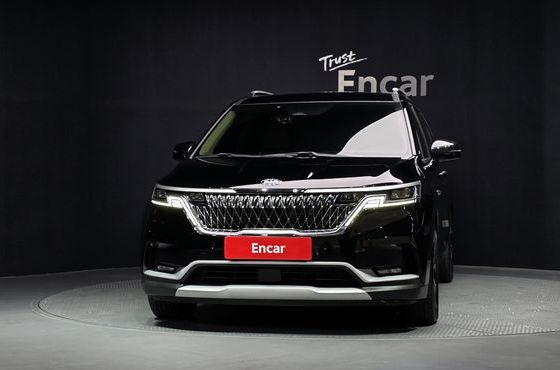 Kia Carnival Diesel 9-Seater Prestige — пробег 60 341 км — фото 3 из 5
