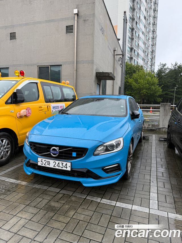 Volvo V60 из Кореи Encar