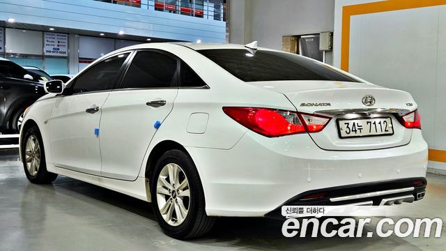 Hyundai Sonata LPI Premier — пробег 212 578 км — фото 4 из 5