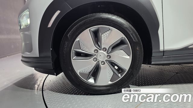 Hyundai Kona Premium — пробег 123 988 км — фото 5 из 5