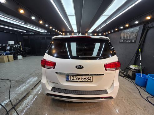 Kia Carnival 9-seater Luxury — пробег 213 890 км — фото 5 из 5