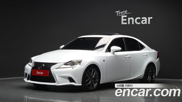 Lexus IS F-Sport XE30 — пробег 160 957 км — фото 1 из 5