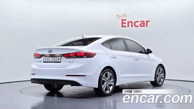 Hyundai AVANTE из Кореи Encar