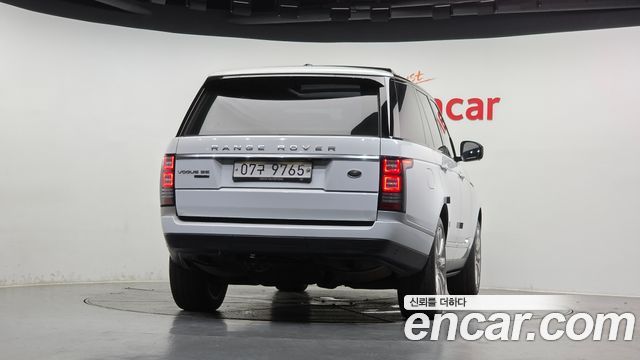 Land Rover Range Rover 4.4 SDV8 Vogue SE DIESEL — пробег 118 272 км — фото 4 из 5
