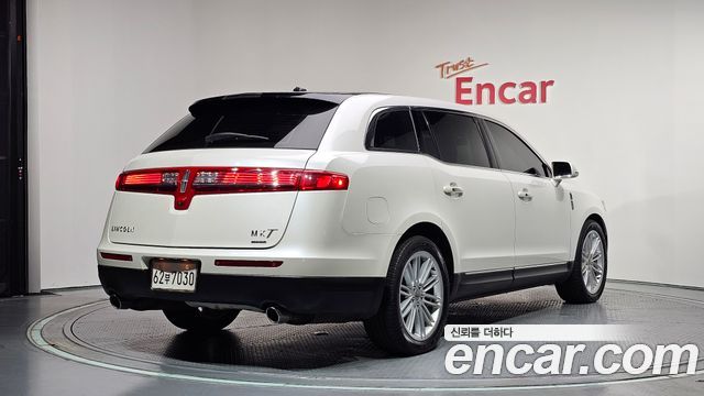 Lincoln MKT из Кореи Encar