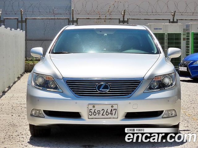 Lexus LS из Кореи Encar