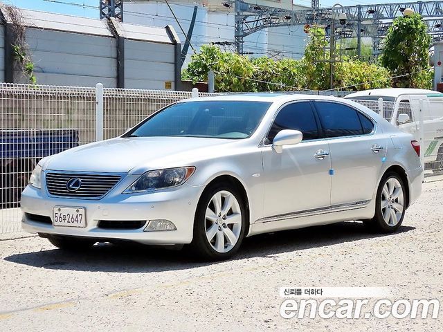 Lexus LS из Кореи Encar