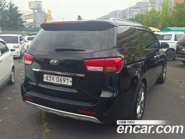 Kia Carnival из Кореи Encar