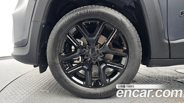 Jeep Renegade из Кореи Encar