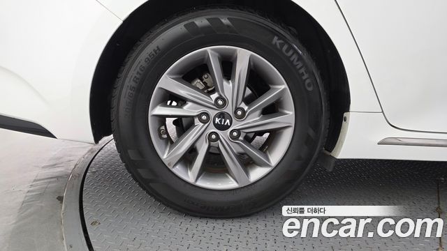 Kia K5 из Кореи Encar
