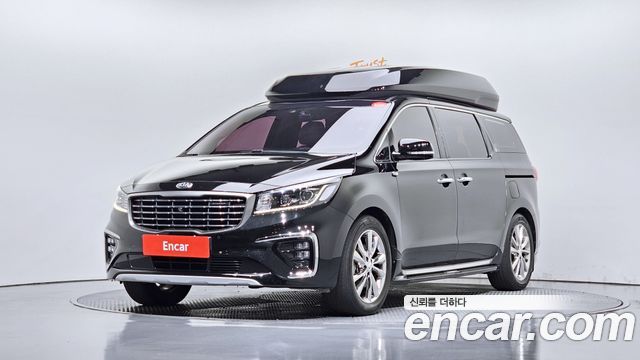 Kia Carnival Gasoline 7-Seater Hi-Limousine President — пробег 129 808 км — фото 1 из 5
