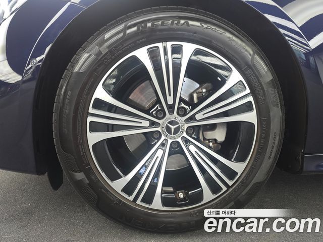 Mercedes-Benz E-Class из Кореи Encar
