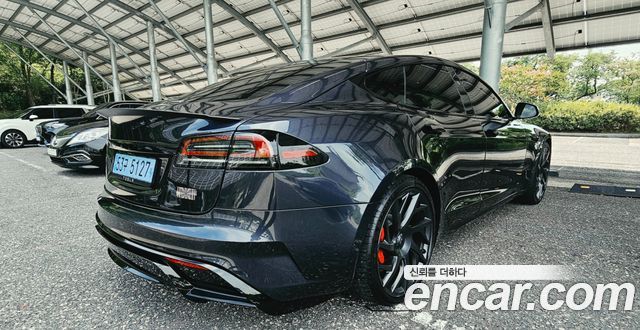 Tesla Model S Plaid — пробег 7 900 км — фото 2 из 5