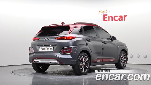 Hyundai Kona из Кореи Encar