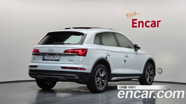 Audi Q5 40 TDI Quattro — пробег 81 785 км — фото 2 из 5