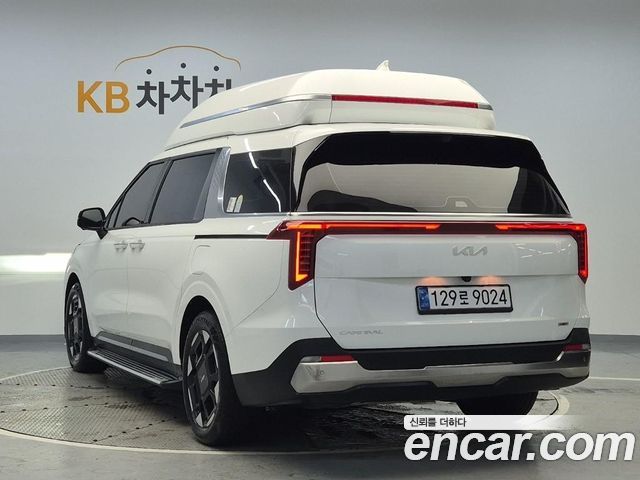 Kia Carnival HEV 7-Seater Hi Limousine Signature — пробег 46 981 км — фото 2 из 5
