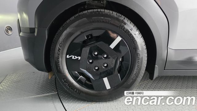 Kia PV5 из Кореи Encar