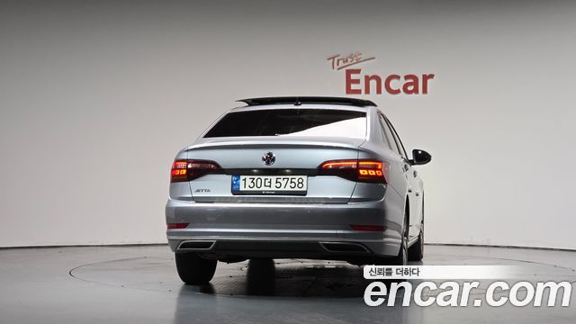 Volkswagen Jetta из Кореи Encar