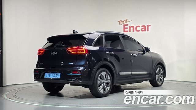 Kia Niro Noblesse — пробег 46 965 км — фото 2 из 5