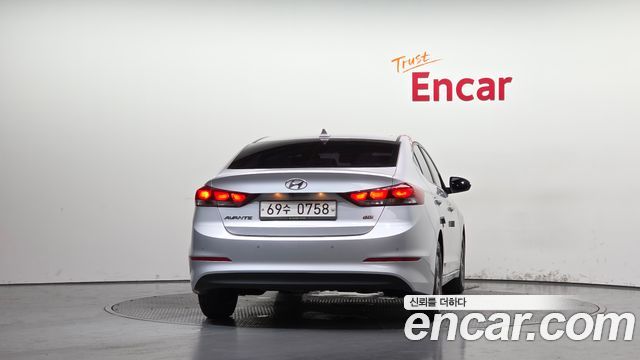 Hyundai AVANTE из Кореи Encar