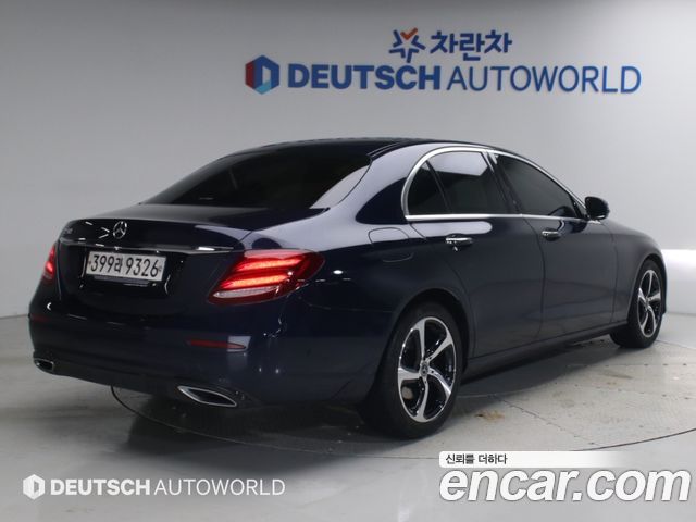 Mercedes-Benz E-Class из Кореи Encar