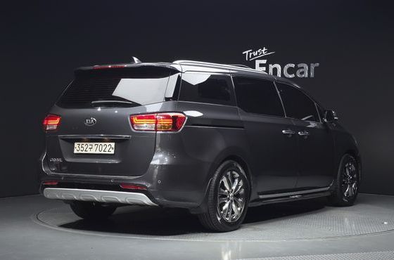 Kia Carnival 9-seater Noblesse — пробег 85 533 км — фото 2 из 5