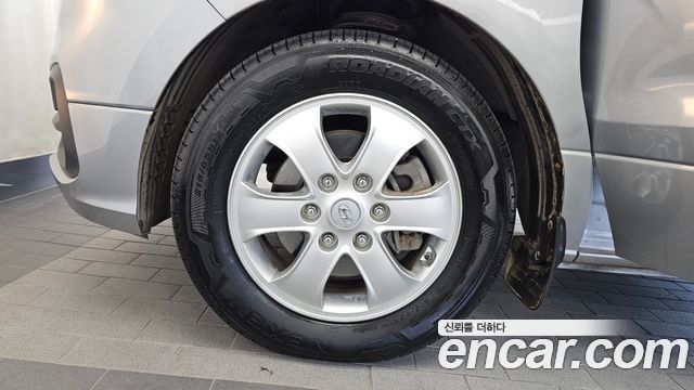 Hyundai Starex Wagon 11-Seater Smart — пробег 68 415 км — фото 5 из 5