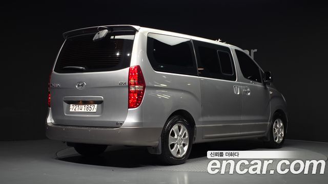 Hyundai Starex 11-Seater Wagon HVX VIP PACK — пробег 54 922 км — фото 2 из 5