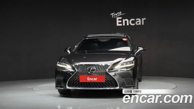 Lexus LS 3.5 Luxury AWD — пробег 85 869 км — фото 3 из 5