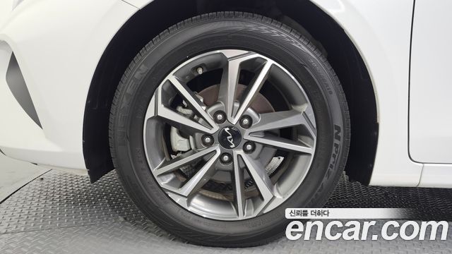 Kia K3 из Кореи Encar