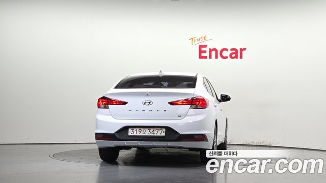 Hyundai AVANTE из Кореи Encar