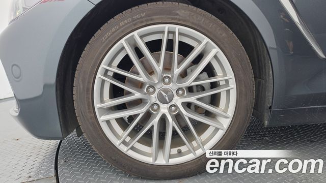 Genesis G70 из Кореи Encar
