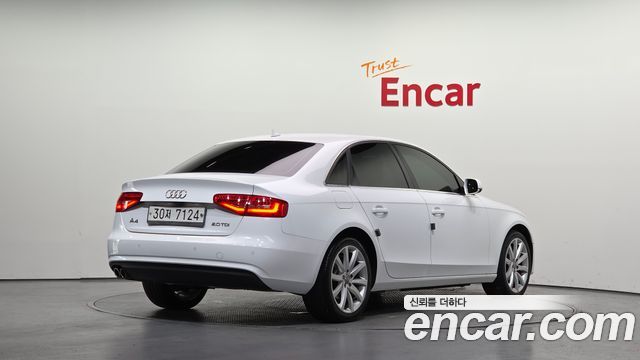 Audi A4 2.0 TDI dynamic B8 — пробег 54 046 км — фото 2 из 5