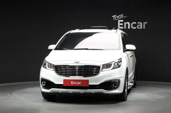 Kia Carnival 9-seater Prestige — пробег 215 833 км — фото 3 из 5