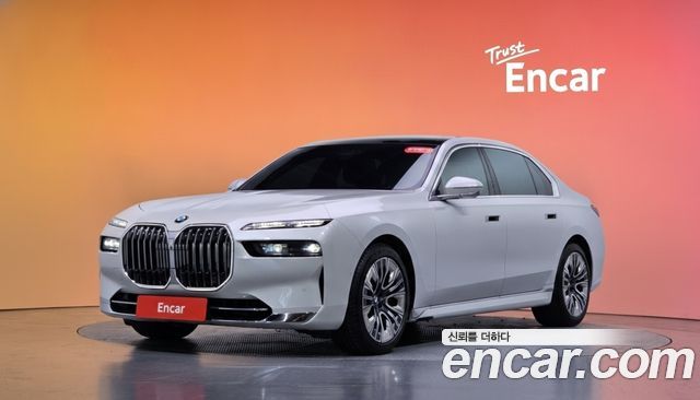 BMW 7-Series 740i sDrive Design Pure Excellence — пробег 35 723 км — фото 1 из 5