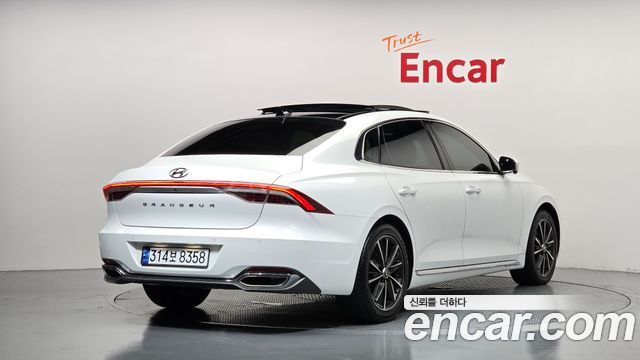 Hyundai Grandeur 3.0 LPi Rent Car Exclusive — пробег 82 415 км — фото 2 из 5