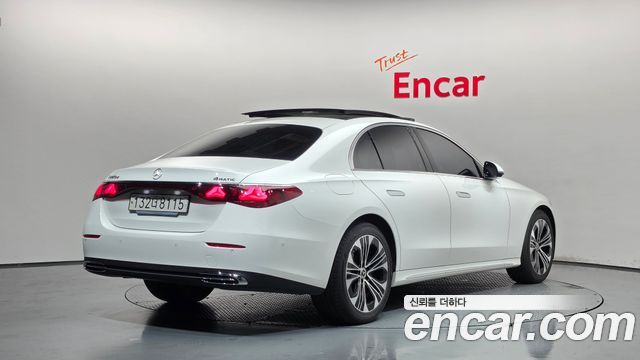 Mercedes-Benz E-Class из Кореи Encar