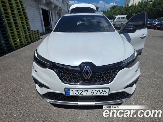 Renault (Samsung) Arkana 1.6 E-TECH Iconic — пробег 24 320 км — фото 3 из 5