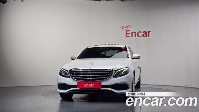 Mercedes-Benz E-Class из Кореи Encar