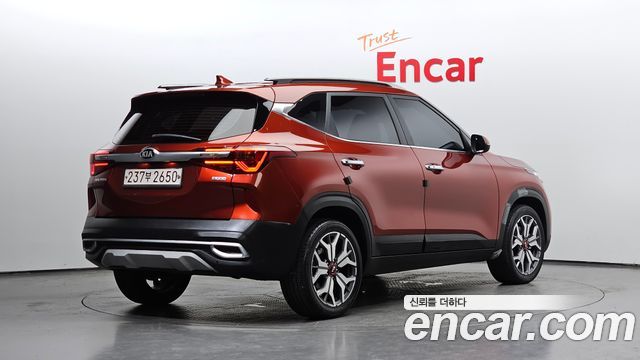 Kia Seltos из Кореи Encar