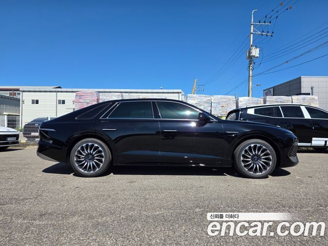 Hyundai Grandeur Caligraphy — пробег 10 км — фото 3 из 5