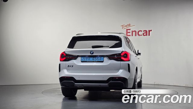 BMW iX3 из Кореи Encar