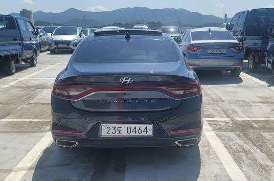 Hyundai Grandeur 2.4 Premium Special — пробег 206 000 км — фото 4 из 5