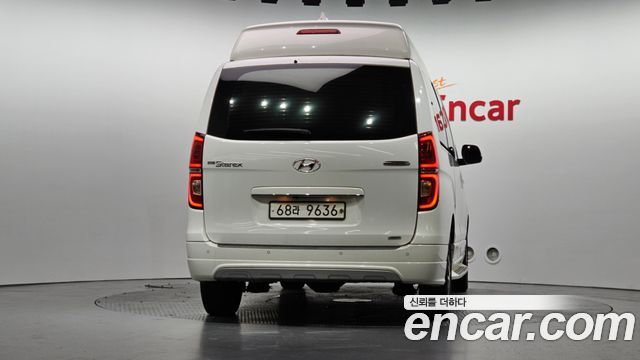 Hyundai Starex из Кореи Encar