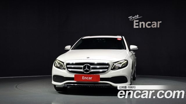 Mercedes-Benz E-Class из Кореи Encar
