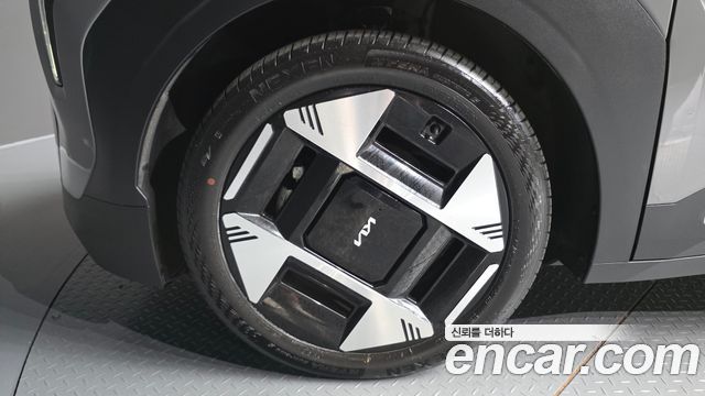 Kia EV3 из Кореи Encar