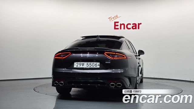 Kia Stinger из Кореи Encar